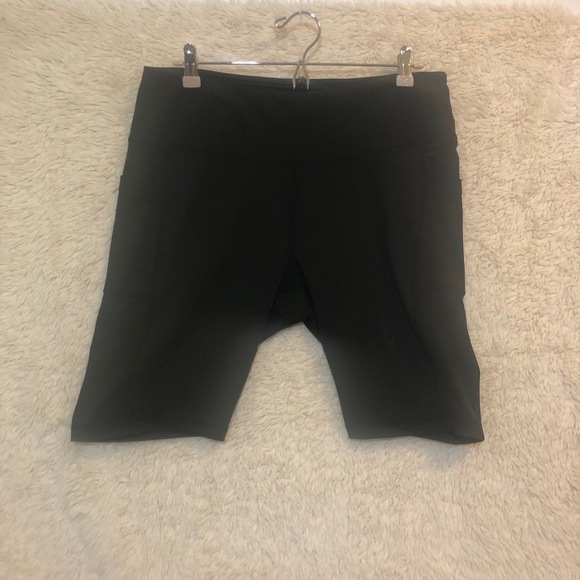 Womens Biker Shorts Plus Size 2XL Black Athleisure High Waist Pockets Work out - Picture 2 of 8